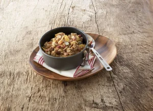 TREK'N EAT MUSLI PEŁNOZIARNISTE Z OWOCAMI 150/360G